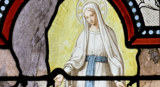 Uma Oração a Nossa Senhora de Lourdes